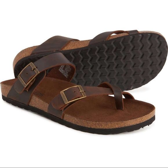 White Mountain Shoes - NIB White Mountain Gracie Footbed Thong Sandal